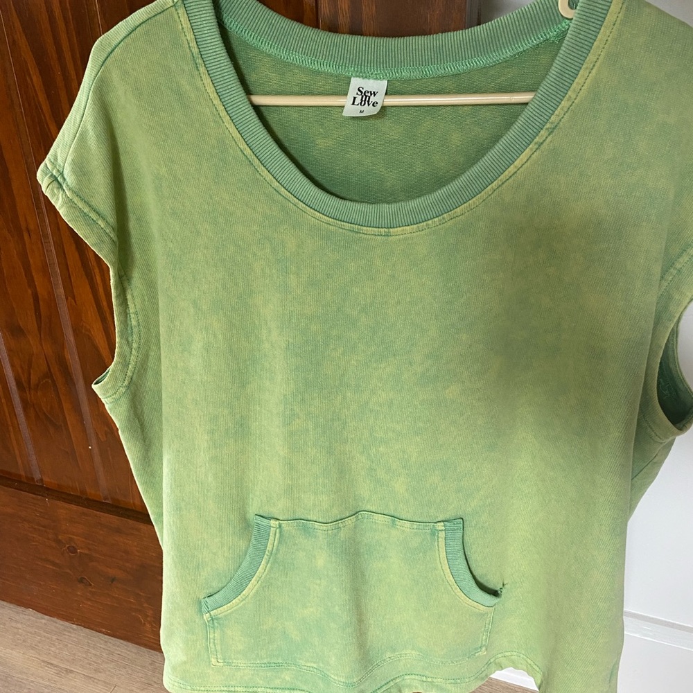 Sew in Love short sleeve sweat shirt style top. Size medium.